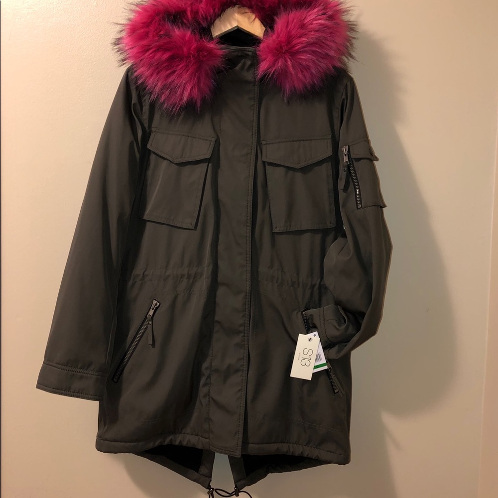NWT S13 NewYork Field Parker,Size-Large